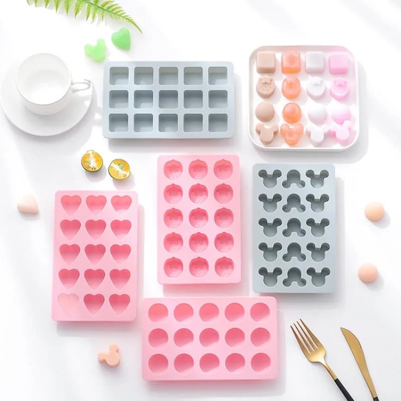 Stampo in silicone per cubetti di ghiaccio a forma di cuore semplice Stampo in resina per cioccolato rotondo congelato Stampo quadrato in plastica per produzione di ghiaccio Modello di torta fai da te Decorazione per feste