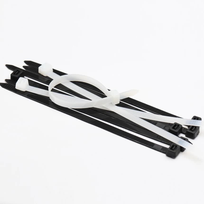 Fascette stringicavo in nylon autobloccanti bianche e nere da 10*400/450/500/550/600/650 mm, larghezza 8,8 mm