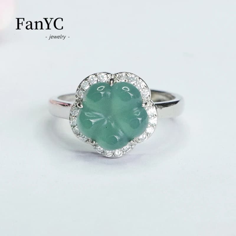 Anello con fiore d'acqua blu in giadeite naturale A-goods, regalo per le vacanze di gioielli di lusso di moda splendidamente intagliati