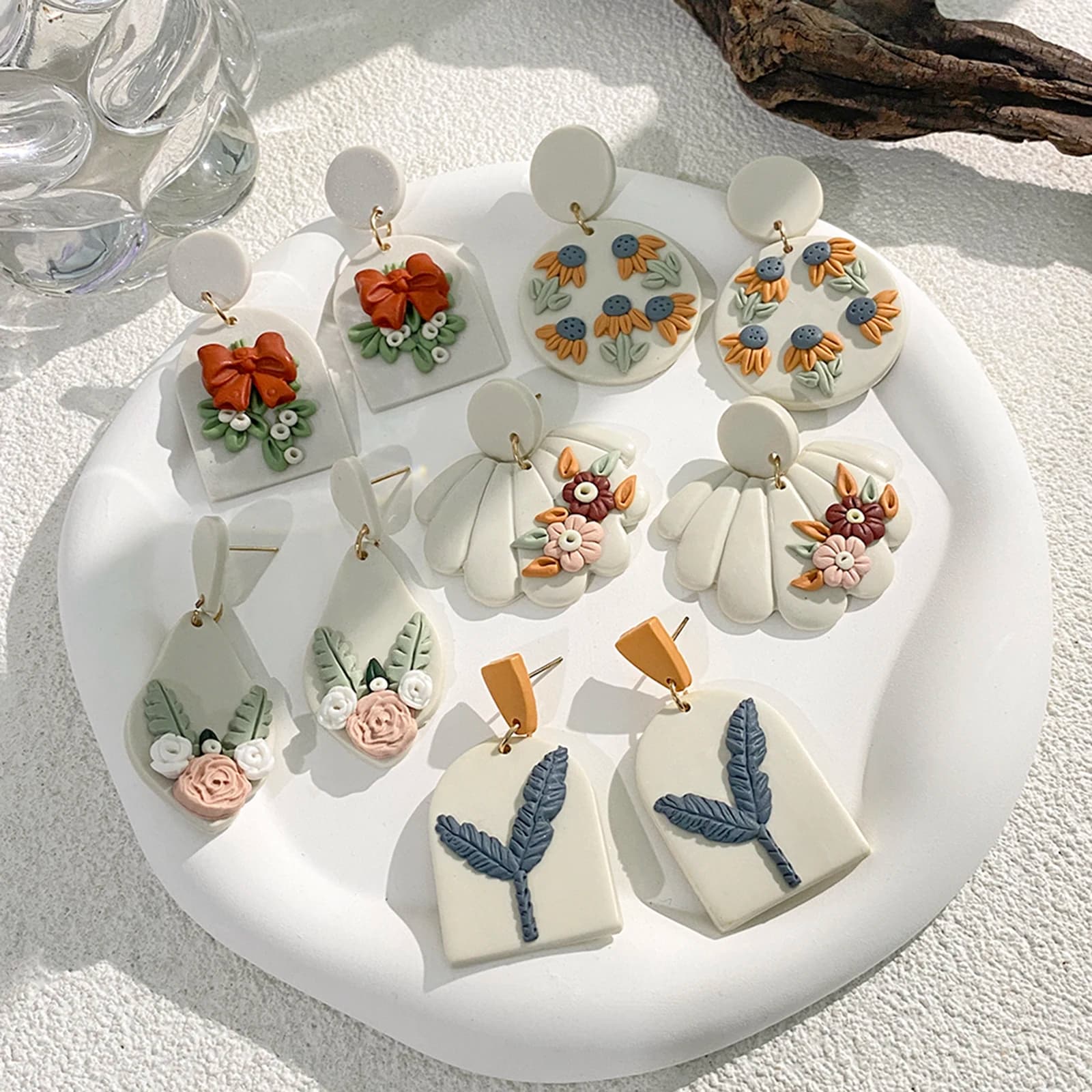 AENSOA Orecchini da donna con geometria multipla in argilla polimerica, fiori alla moda, design patchwork, orecchini pendenti, gioielli, vacanze di Natale