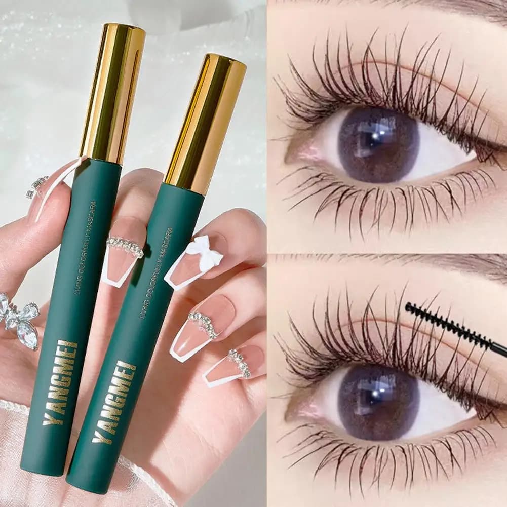Ultra-Fine Mascara for Eyelashes, Waterproof, Moisturizing, Long-lasting, Anti-Slips, for a Natural Look, Silk Fiber 4D Mascara