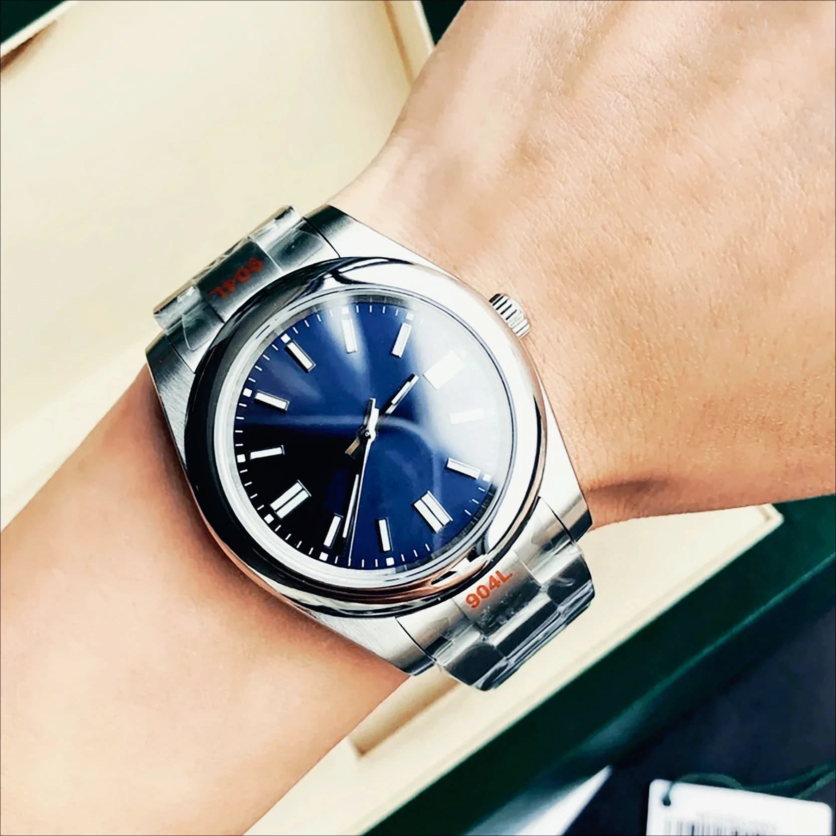 Classic Fashion Automatic Watches For Men Women 904L Steel Anti Corrosion Scratch Resistant Bright Luminous Dial Casual Outfit