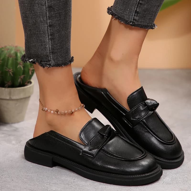 Mocassini Bowknot alla moda da donna 2025 Scarpe estive in pelle verniciata tinta unita Donna Comfort Piattaforma con suola morbida