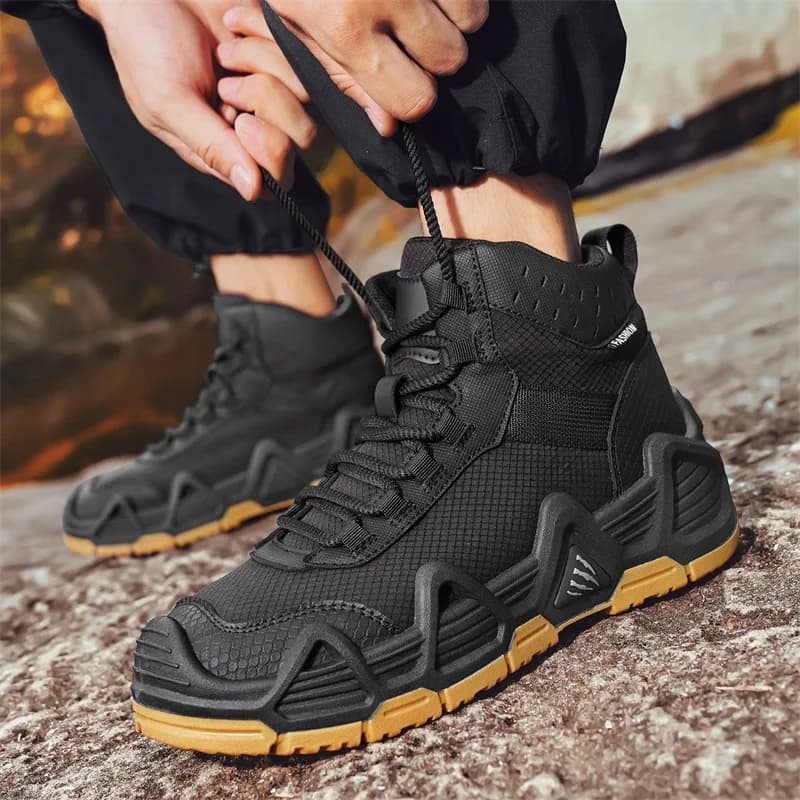 Scarpe da trekking da uomo all'aperto Stivali tattici con cinghie per allenamento da combattimento Cinghie impermeabili Zapatillas da moto traspiranti da uomo