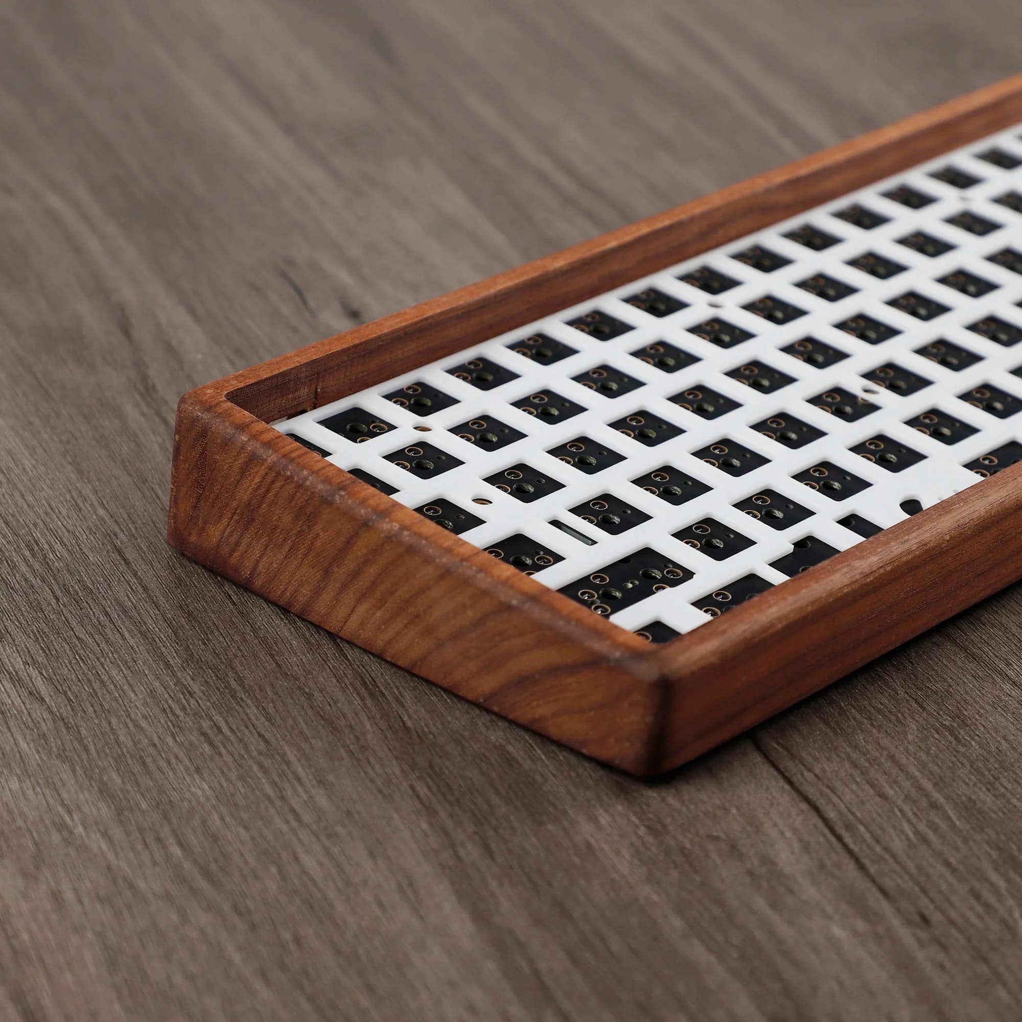 YMD96XS Ble Bluetooth Wireless Version Keyboard 96 Wood Kit Standard ANSI ISO QMK Via Hotswap 96 Kit
