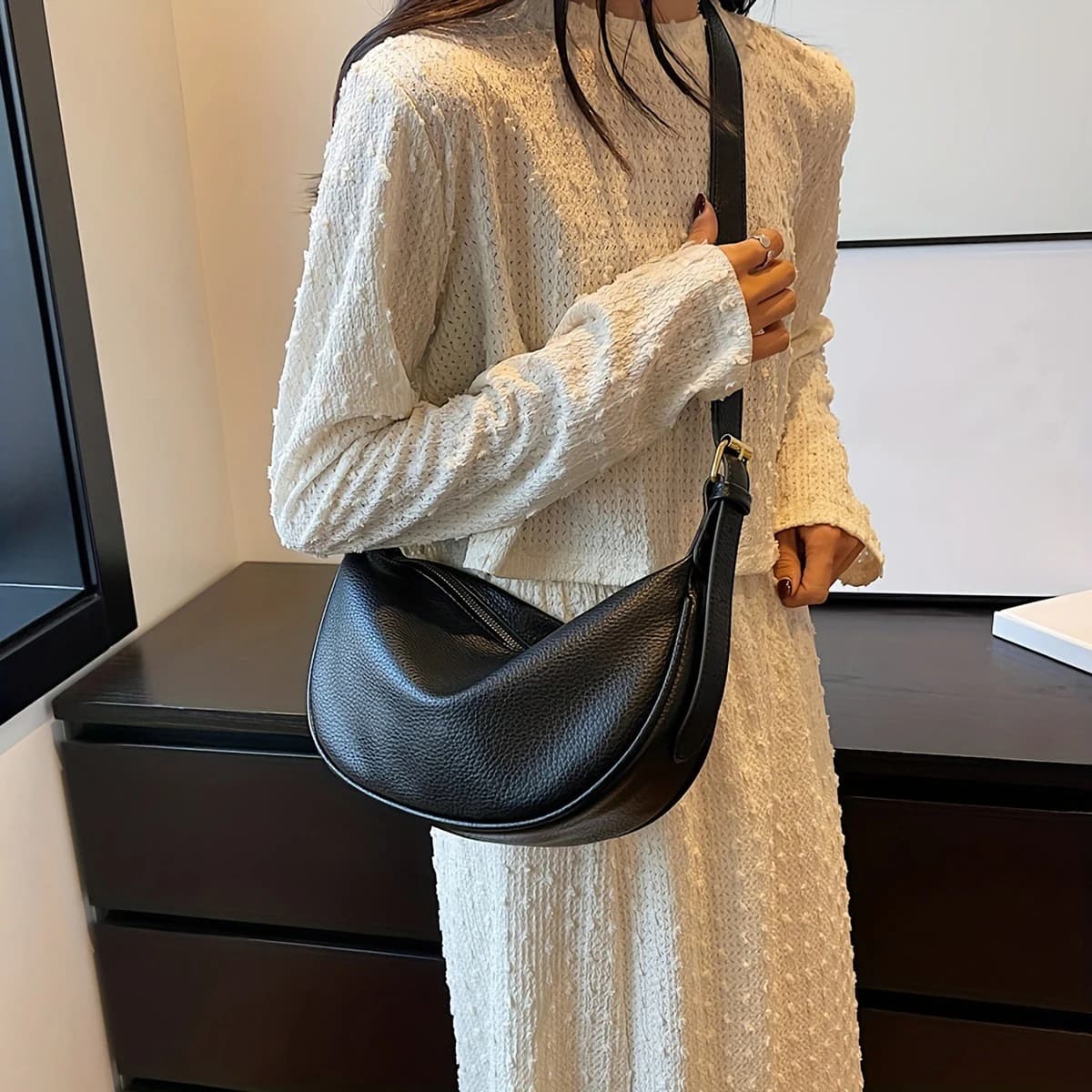 Zaino elegante da donna in materiale PU Hobos Tracolla rimovibile Chiusura con cerniera Fodera in poliestere multiuso
