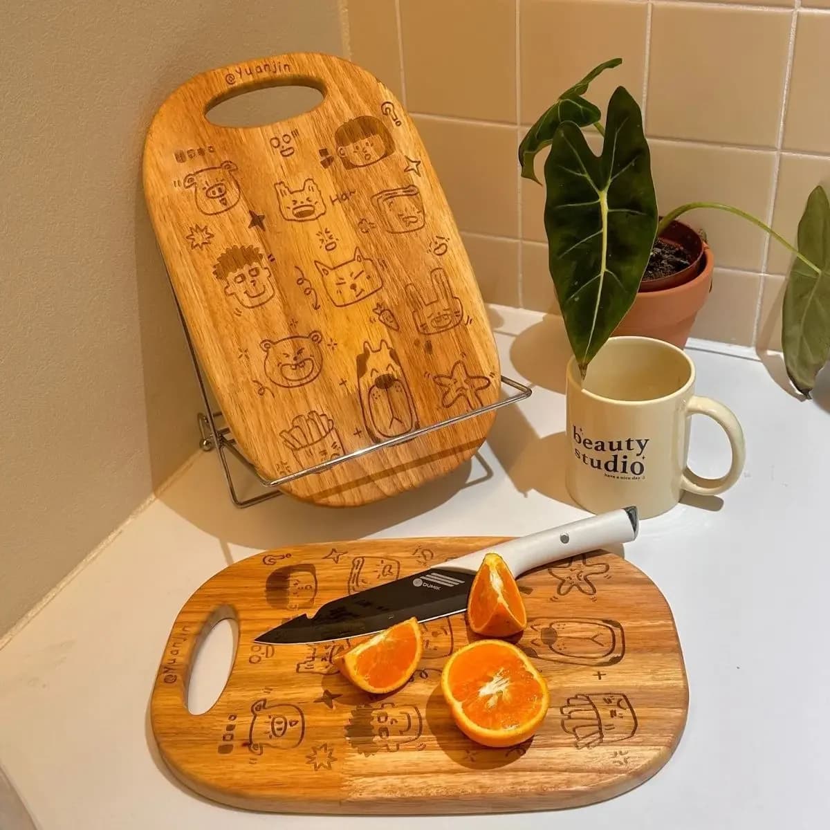Solid Wood Cutting Board Mildew-proof Sandalwood Kitchen Chopping Board Baby Complementary Food Fruit Cutting Board for Kitchen