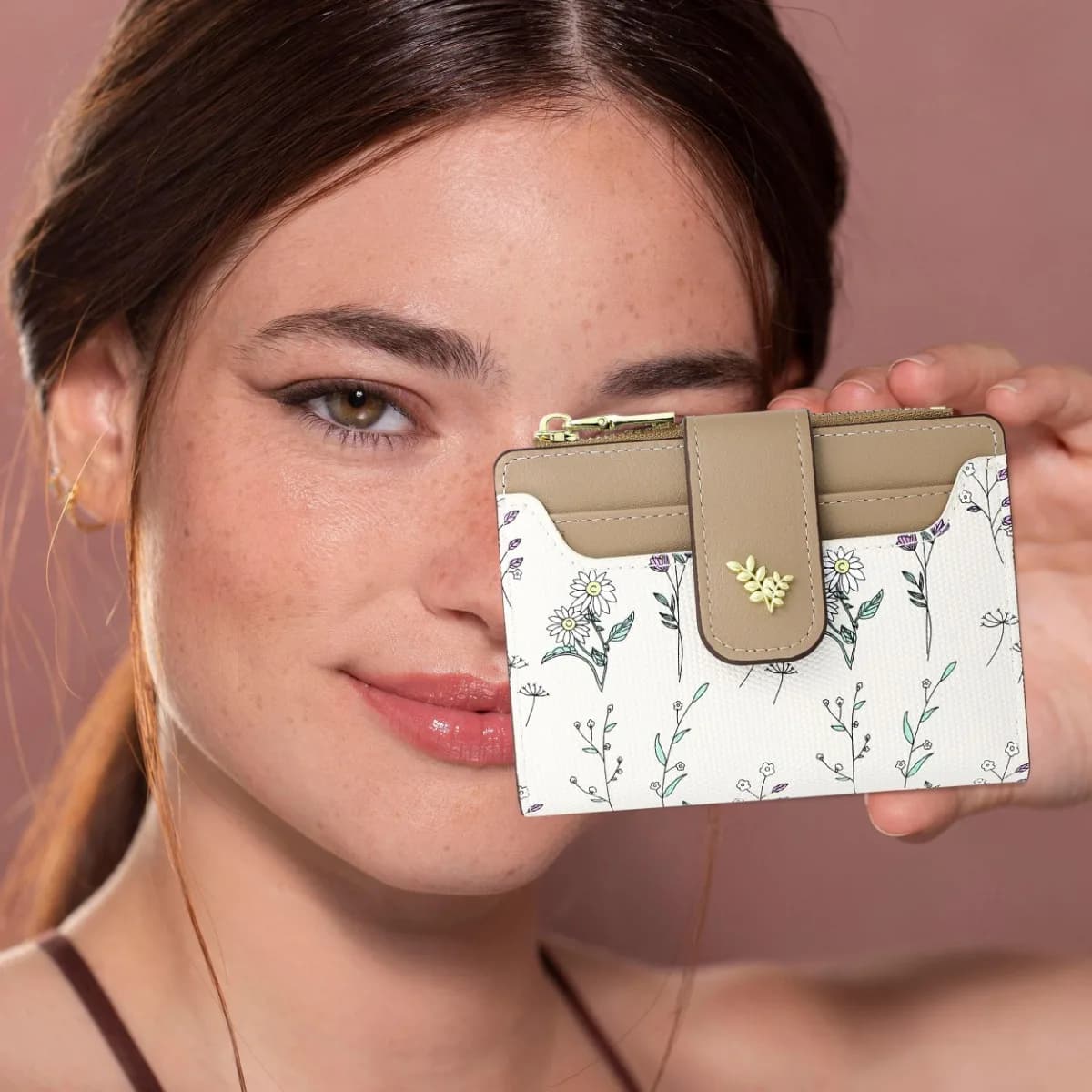 Portafoglio piccolo carino, portafoglio sottile per carte con fiori Kawaii da donna, portafoglio RFID con fiori da donna