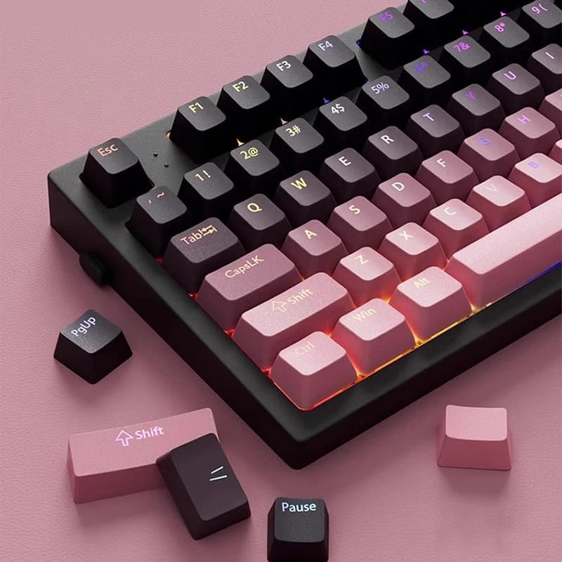134 tasti sfumati Lucky Red RGB retroilluminato Shine attraverso copritasti Profilo OEM Copritasti PBT a doppio scatto per interruttori MX Tastiera da gioco