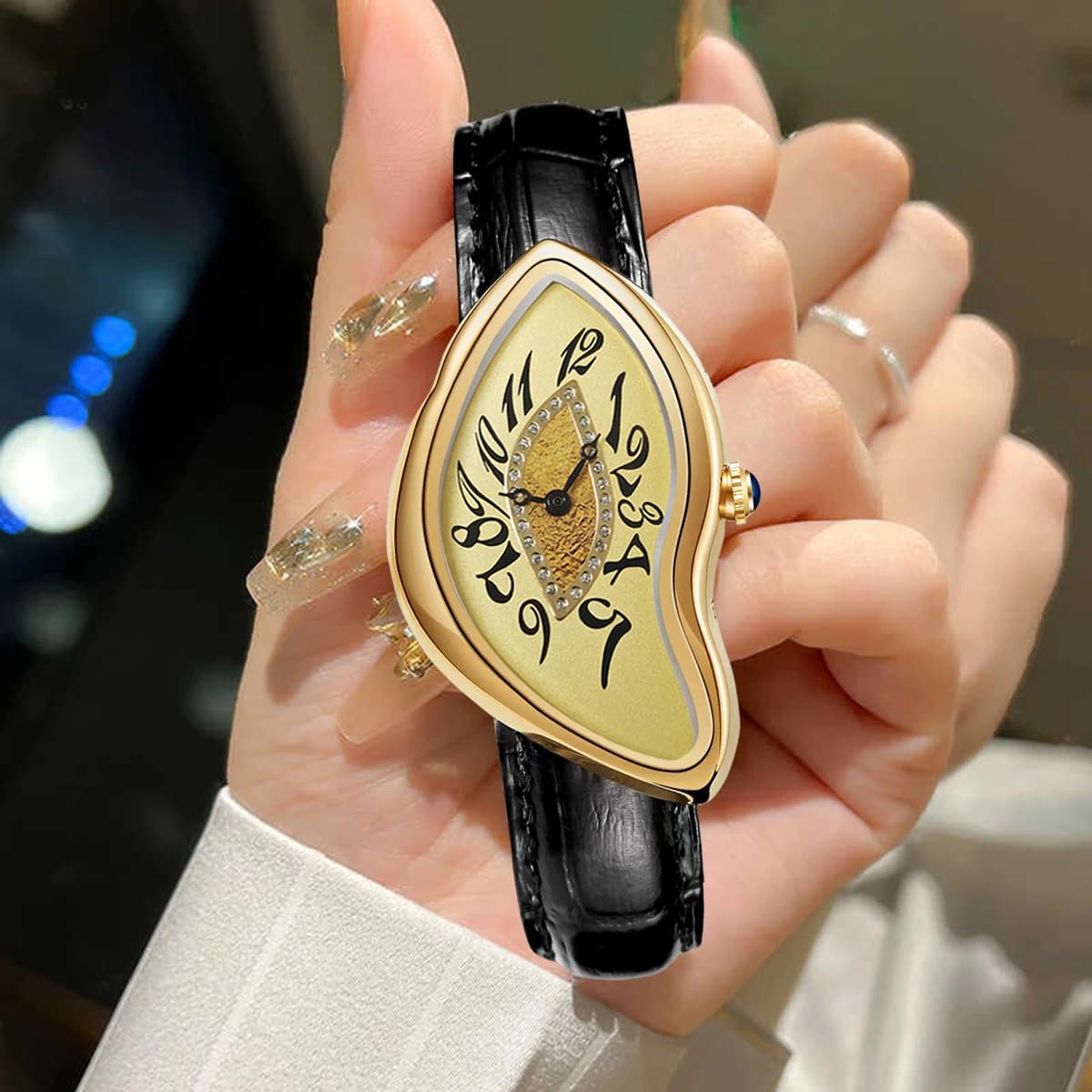 1pc lady quartz watch, a creative irregular-shaped watch, with retro Y2K design, quartz movement, alloy case and mineral reinfor