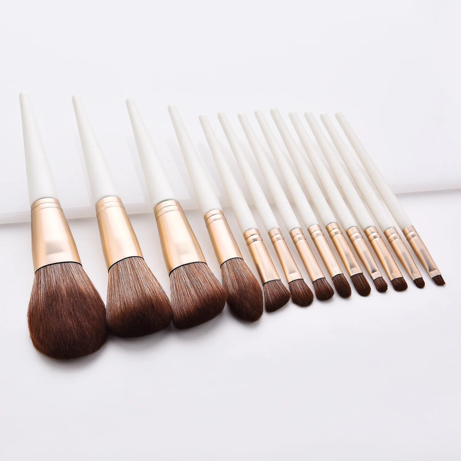 13 Pcs/Set Makeup Brushes Set for Women Eye Shadow Foundation Cosmetic Brush Eyeshadow Blush Powder Blending Beauty Make Up Tool