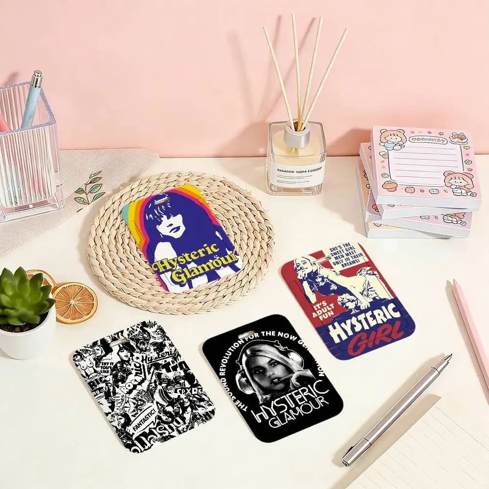 Custodia protettiva per tessere di accesso, tessere scolastiche, tessere del trasporto pubblico e tessere per pasti, con design H-hysteric-c singer G-glamour-r, facile da inserire, ideale come regalo.