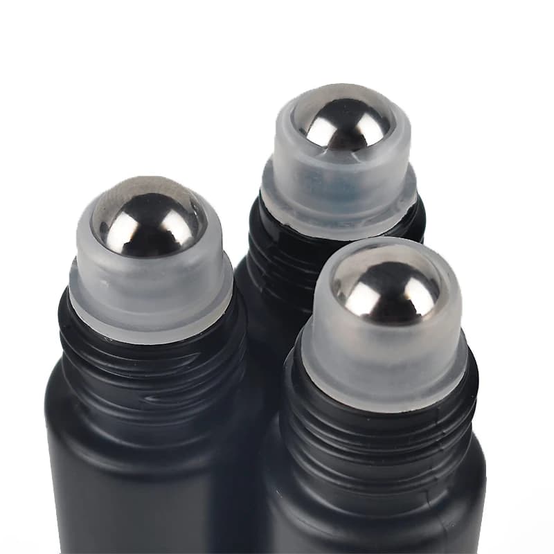 Flaconi roll-on in vetro nero satinato spesso da 10 ml, vuoti, con sfera roll-on in acciaio inossidabile, per oli essenziali (10/24/50 pezzi)