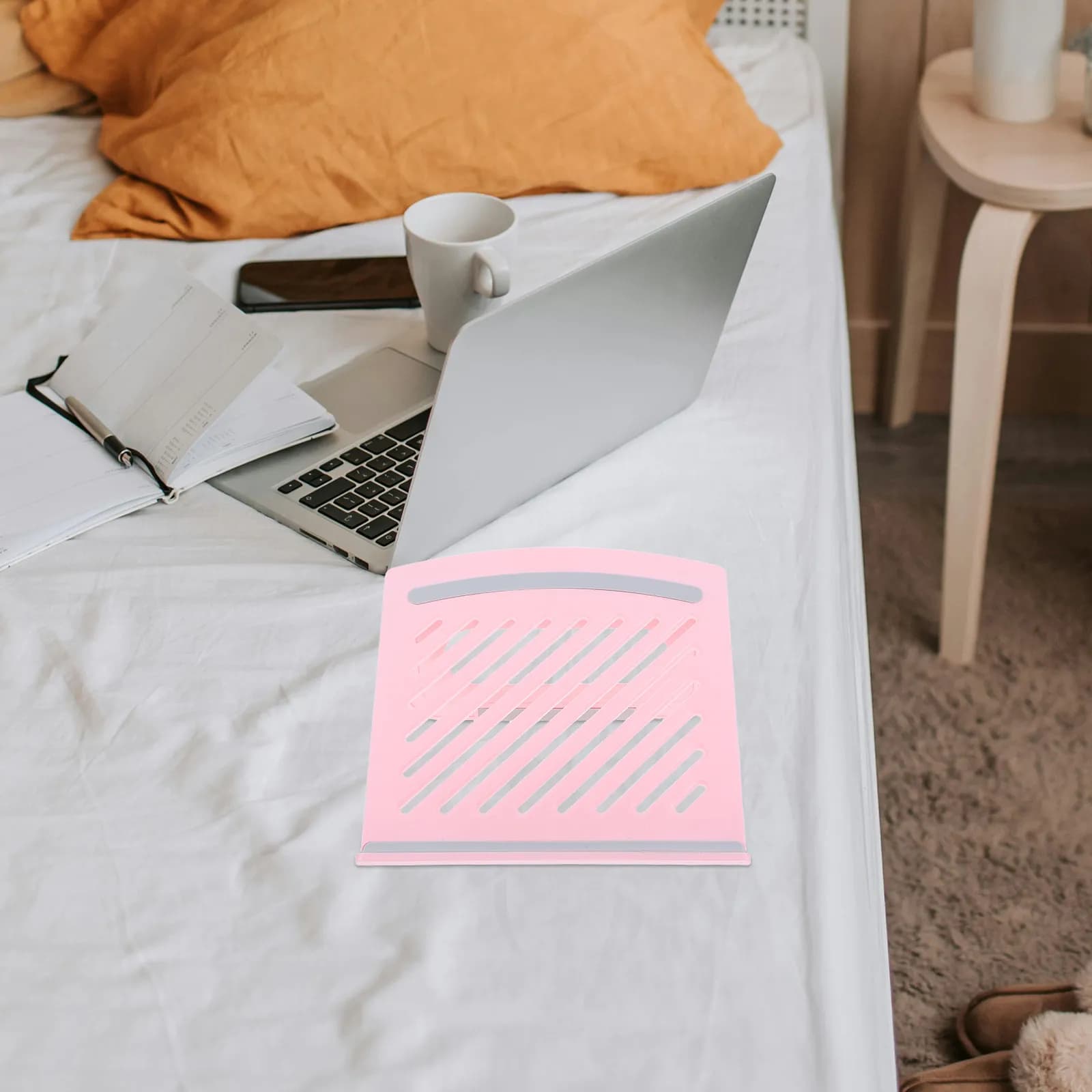 Supporto Pieghevole Ventilato per Laptop, Regolabile in Altezza, Ergonomico, Multi-Angolo, per Casa, Ufficio, Biblioteca, Caffetteria