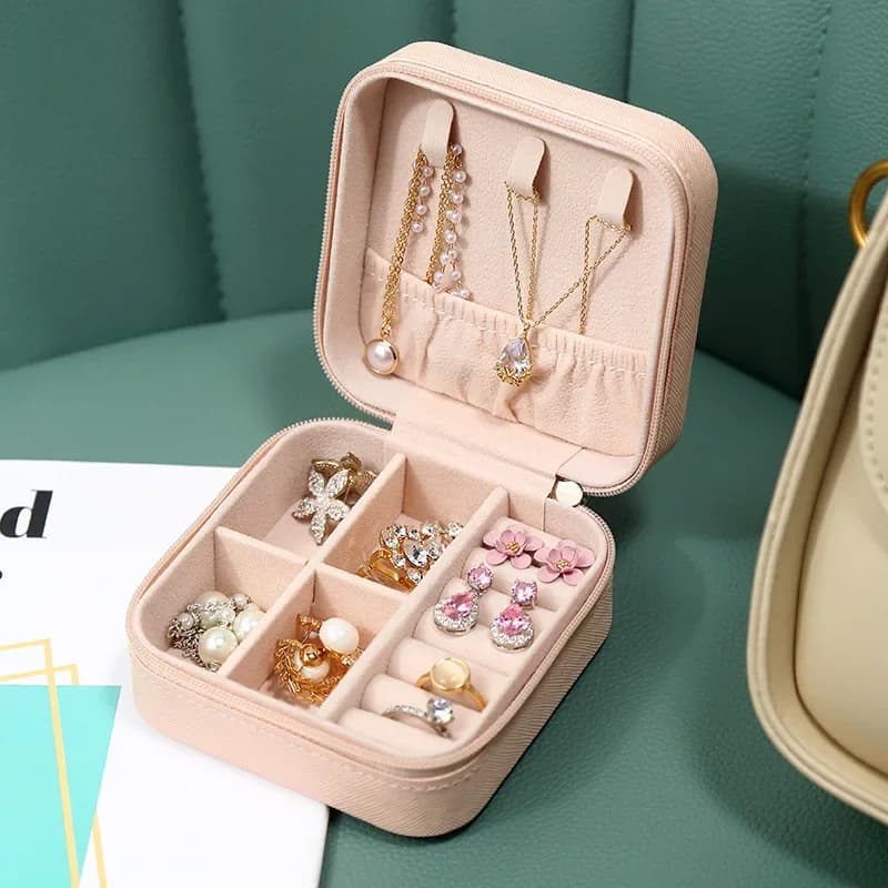 Mini portable jewelry box, travel organizer, jewelry case, leather earrings, necklace, ring, jewelry display