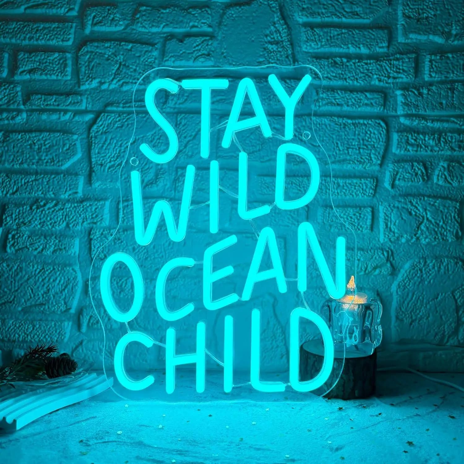 Insegna Luminosa LED USB Dimmerabile 'Stay Wild Ocean Child' per Cameretta Bambini, Sala Giochi, Asilo Nido, Decorazione Murale a Tema Surf, Regalo