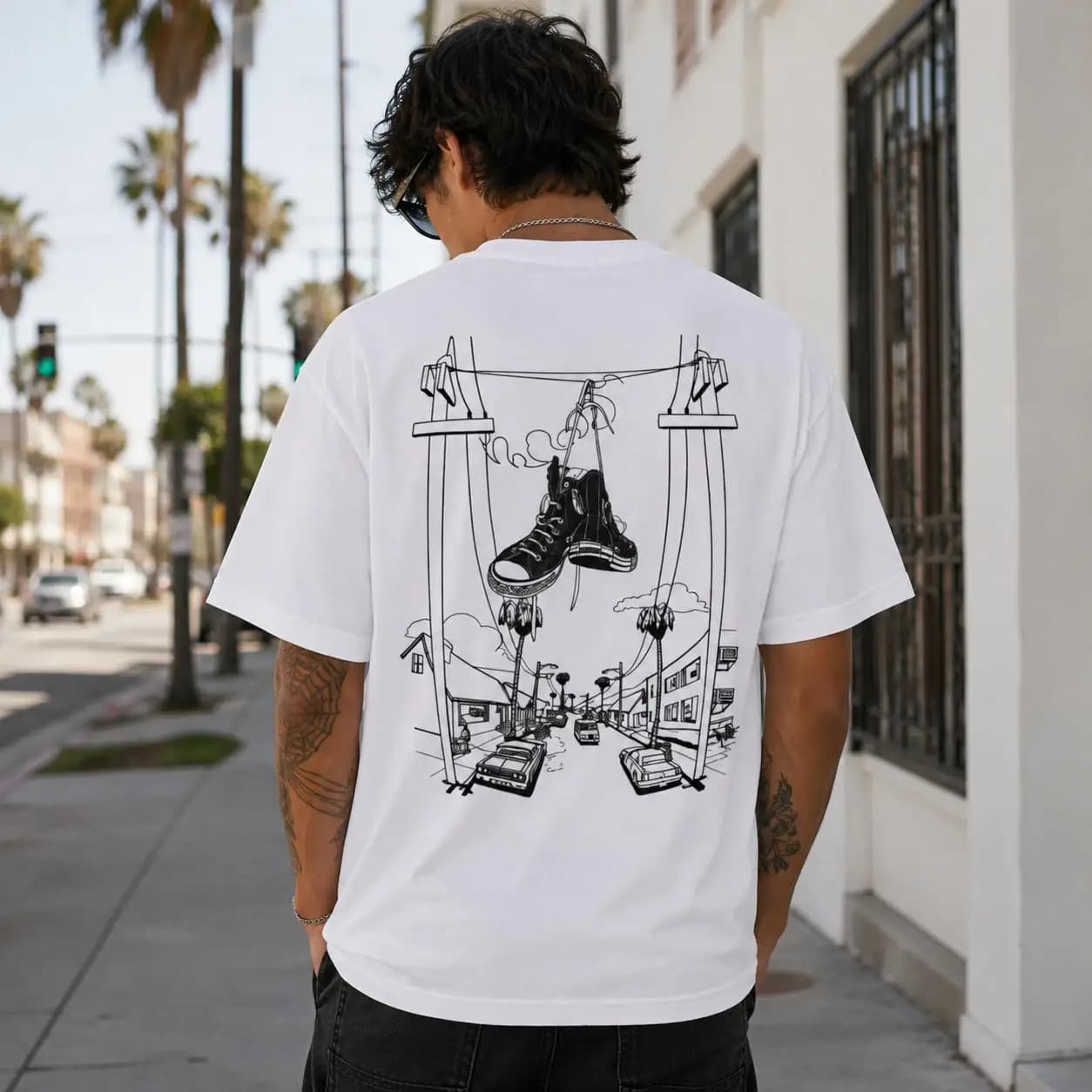 Sneakers on Power Lines T-Shirt Urban Sketch Street Scene Y2K Retro Style - Cotton Round-neck Short-sleeved Shirt Fashion Trend