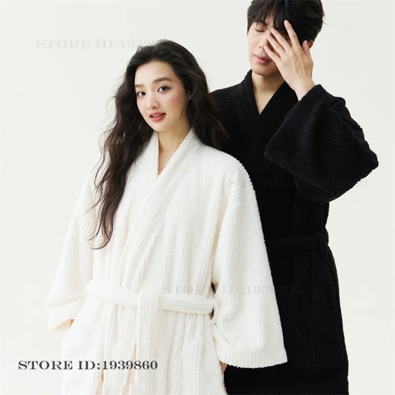 Autumn Winter Thicken Warm Couple Sleepwear Long Robe Flannel V-Neck Bathrobe Nightgown Loose Coral Fleece Home Clothes Pajama