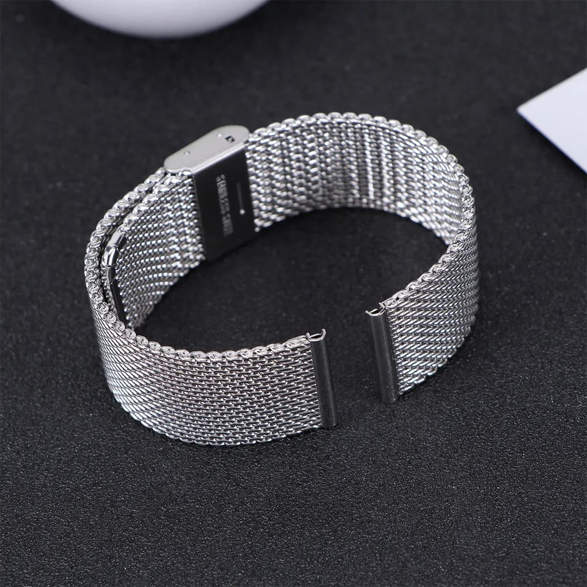 22Mm Shark Mesh Watch Band Stainless Steel Elegant Trendy Comfortable Lightweight for Men Women Business Sports Casual Daily Use