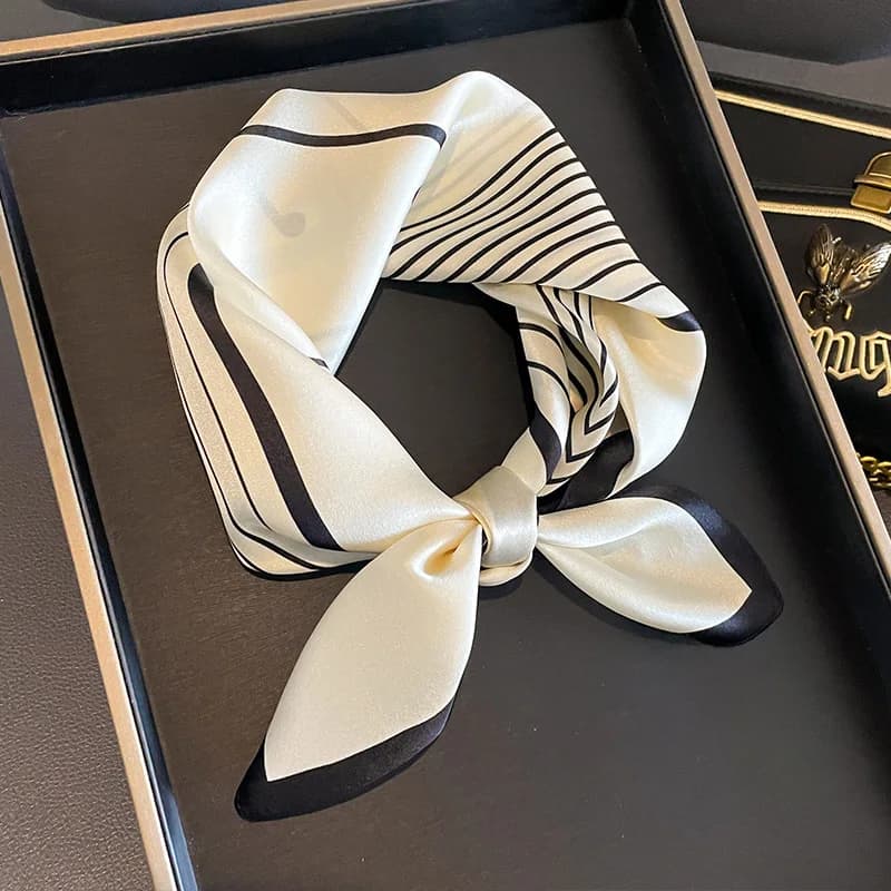 Scialle di Design 100% vera seta sciarpa quadrata donna nastro per capelli fascia per capelli di marca di lusso Wrap Ladies Neck Tie fazzoletto da collo Bandana da polso