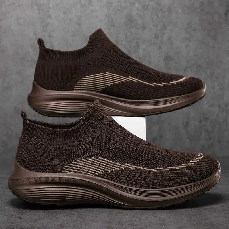Scarpe da donna primaverili e estive: Stivali alti, Sneakers, Mocassini sportivi, Scarpe casual