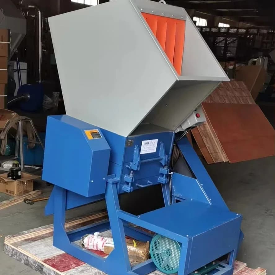 Frantoio di plastica per rifiuti per trituratore di cestini di plastica per macchine in plastica in Cina