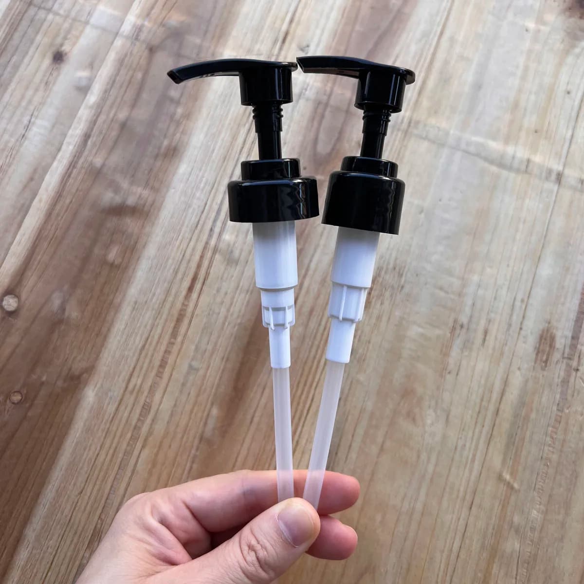 1x 50x 100x Testine per pompa di sapone: 20/410, 24/410, 28/410 Dispenser di lozione per bottiglie di shampoo da bagno Design con ugello per un facile utilizzo