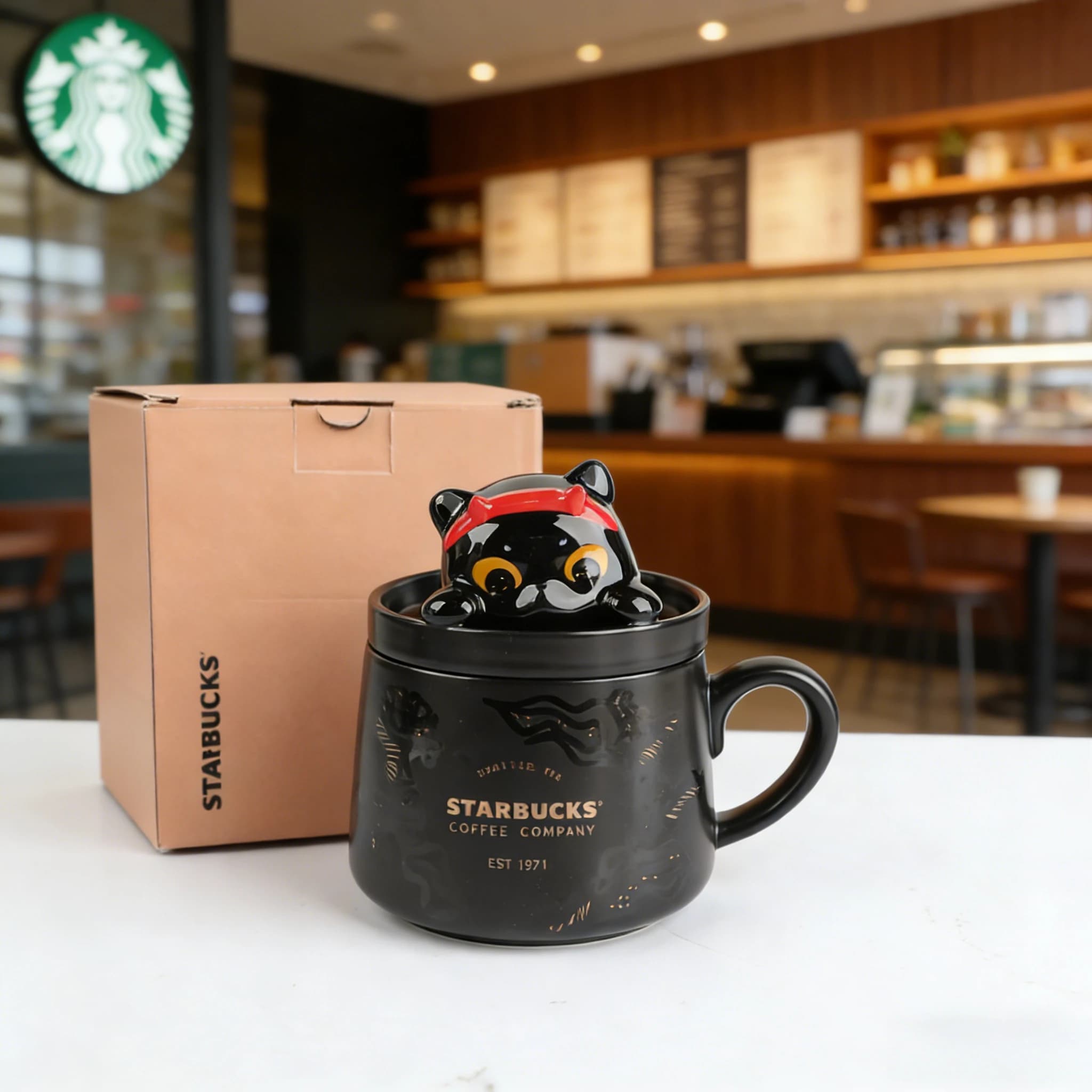 Tazza Starbucks in Ceramica Nera con Gatto Diabolico, Edizione Limitata Halloween, Motivo Cittadino Dorato, 355ml, Elegante Articolo per Bevande