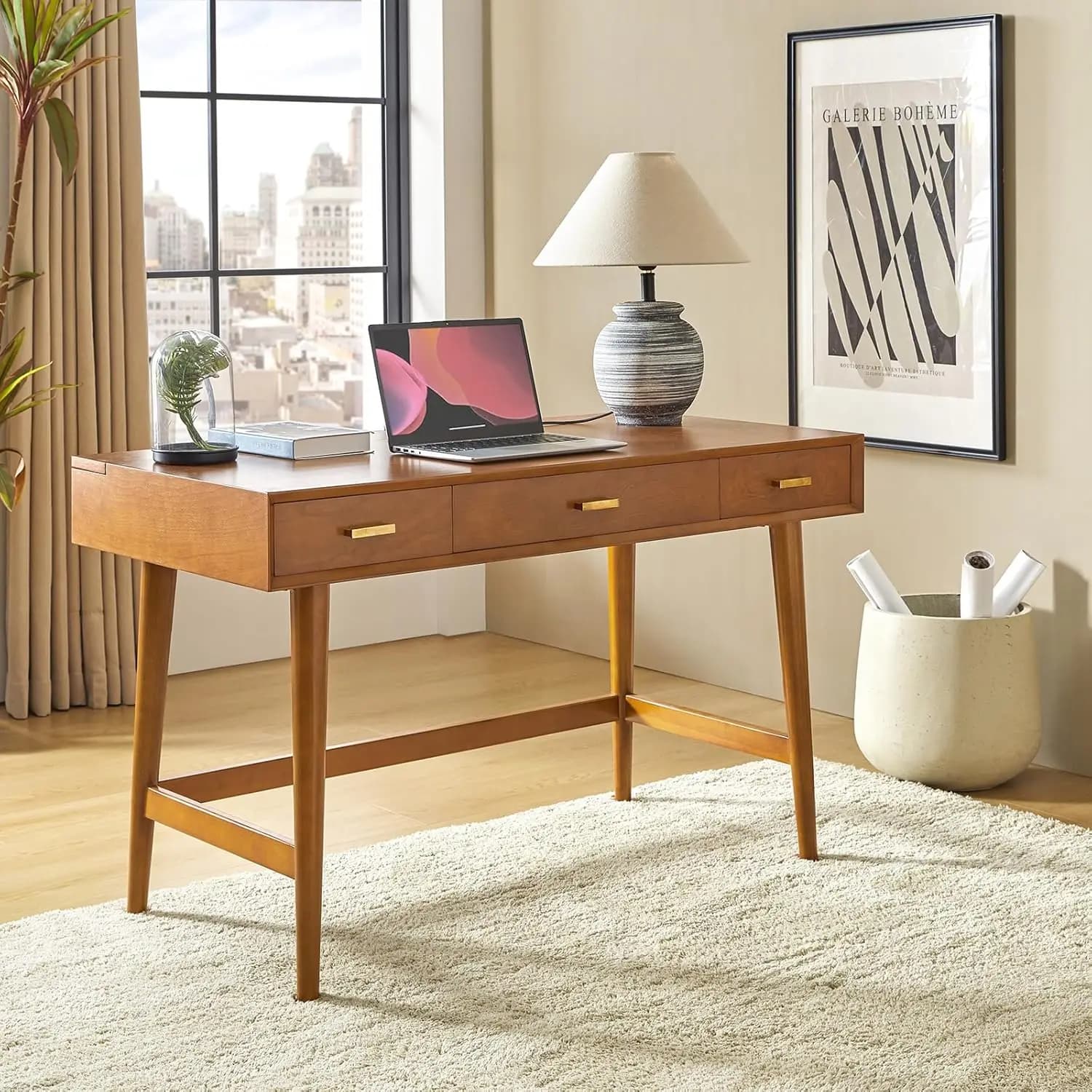 Scrivania da Ufficio in Legno da 47 Pollici con 3 Cassetti, Stazione di Ricarica USB, Gestione Cavi, Stile Vintage, Personalizzabile