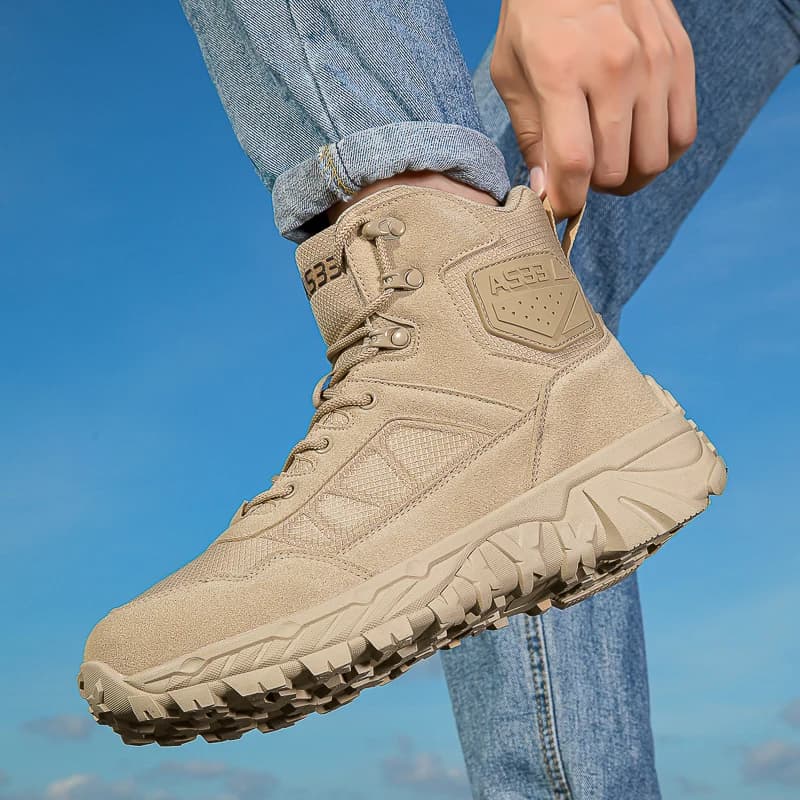 Leather Trekking Shoes Men's Outdoor Boots Men Waterproof Hiking Boots Men Tactical Sneakers Mountain Boot Zapatillas Hombre