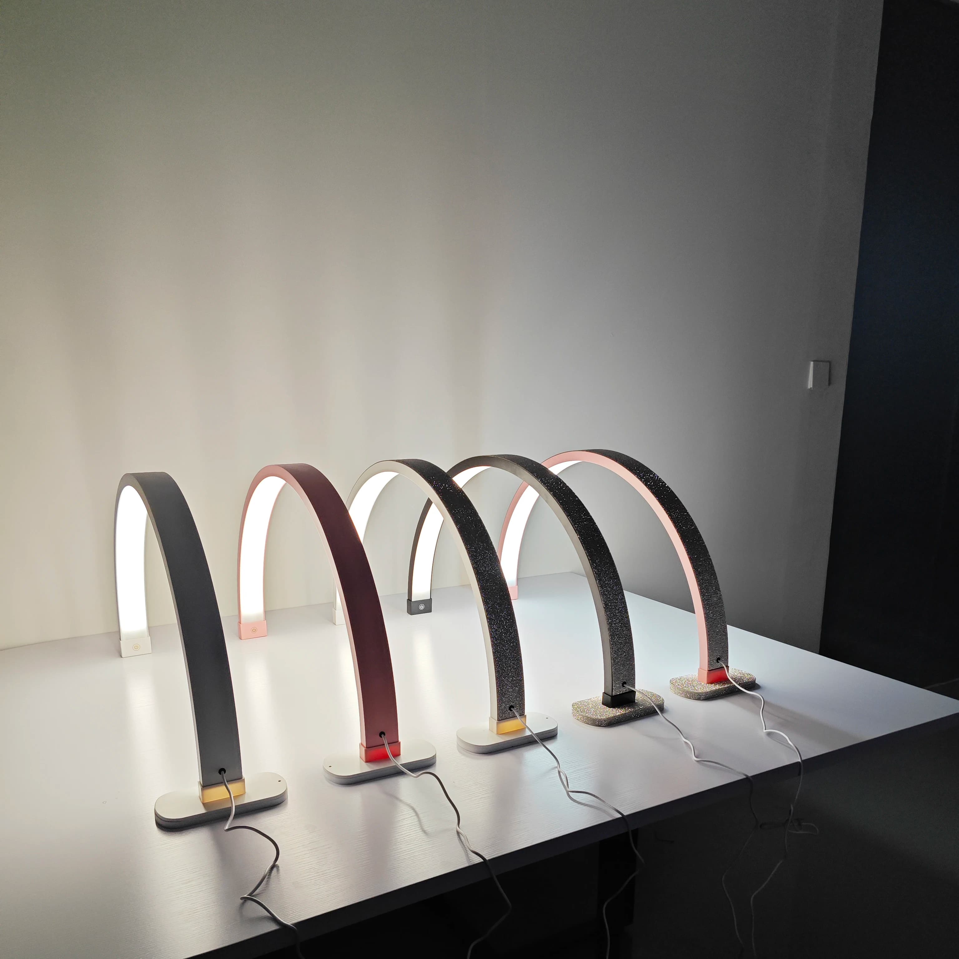 Fusitu Fashion Nail Art Home Beauty Lamp Beauty salon Desktop Nail Care Simple LED Work Desk Light supplement