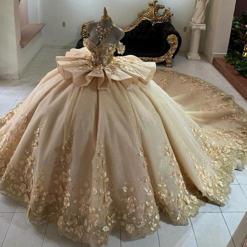Champagne lucido principessa al largo della spalla dolce 16 abito abiti Quinceanera applique perline di fiori tulle festa di compleanno abiti