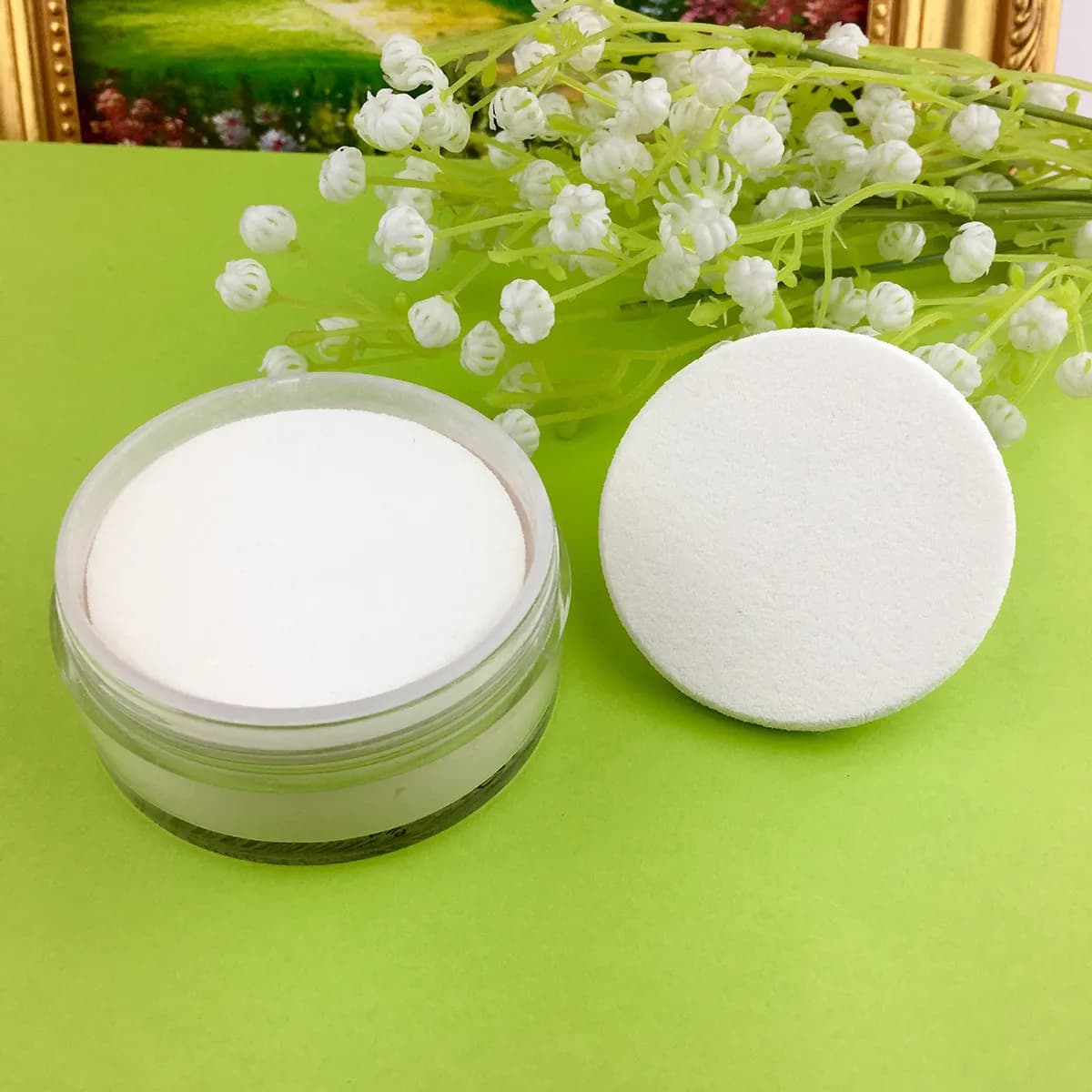 5Pcs High-Quality Latex Powder Puff Sponge for Foundation Loose Powder Application Gentle on Delicate Home