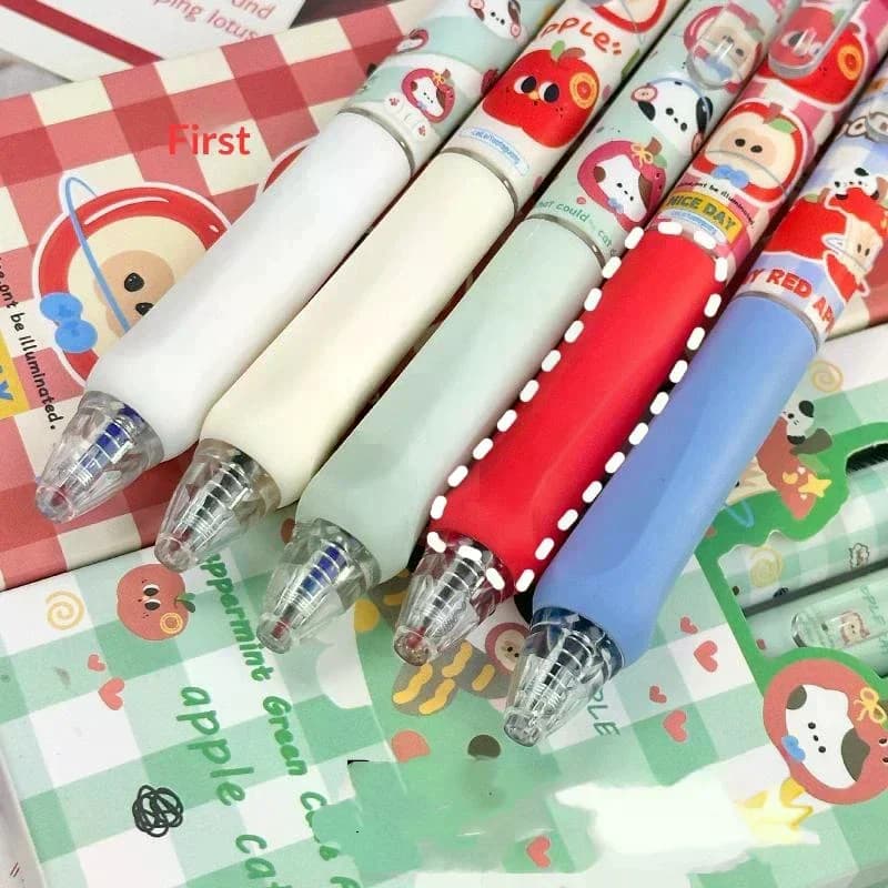 4 pezzi/set Kawaii Erasable Gel Pen 0,5 mm Inchiostro blu e nero Penne per scrittura liscia ad asciugatura rapida Cancelleria per scuola e ufficio