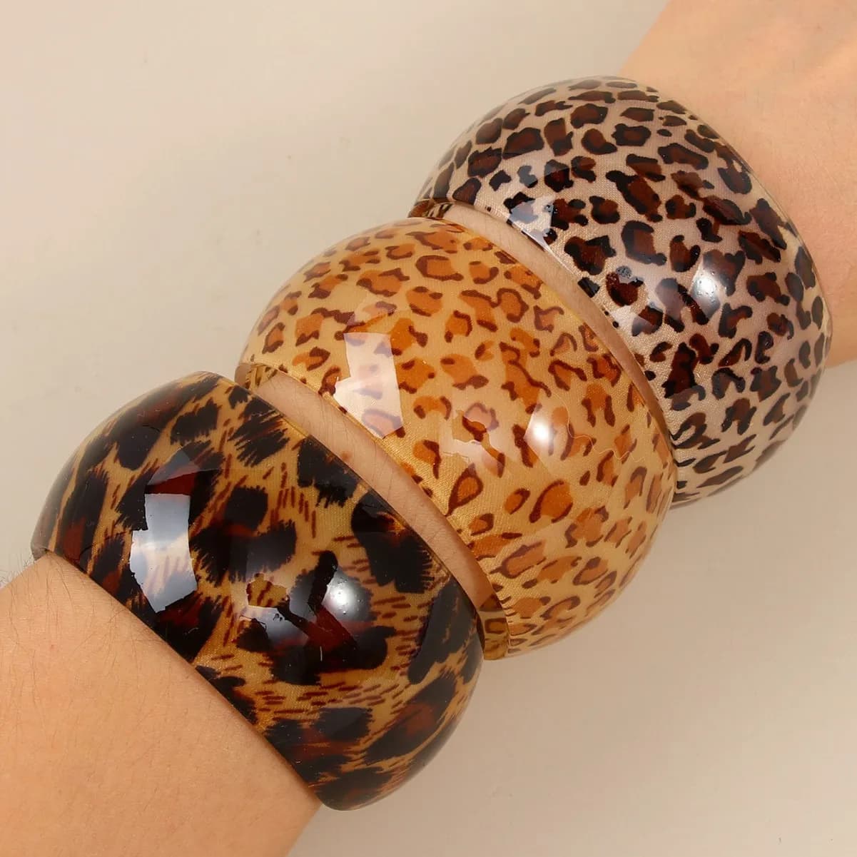 Nuovo Bracciale Vintage Punk con Stampa Leopardata a Forma di C, Gioielli Esagerati Y2K per Donne alla Moda