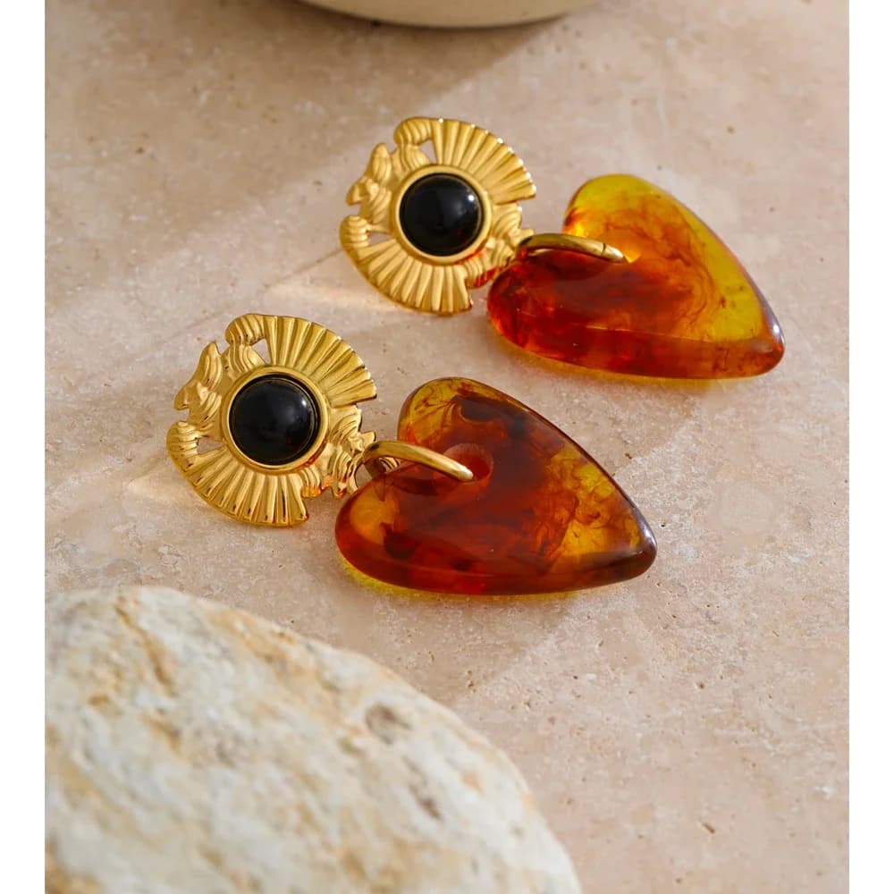 Orecchini Pendenti Yhpup alla Moda con Cuore e Fiore in Resina Acrilica Ambrata 2025, Gioielli Impermeabili in Acciaio Inossidabile Dorato PVD Trendy per Donna