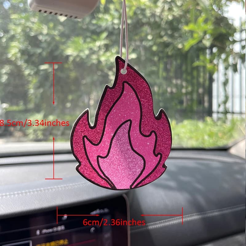 Deodorant for Car Perfume Pink Flame Passion Wind of the Caribbean (Romantic Aroma), Deodorant for Armadio, Perfume, Decoration for Mirror Retrovisore, Car Accessories, Interior Pendant, Natural fragrance for Purifying the Air, Bag Perfume Cartoon, Hanging ornament for Living Room, Office, Bedroom