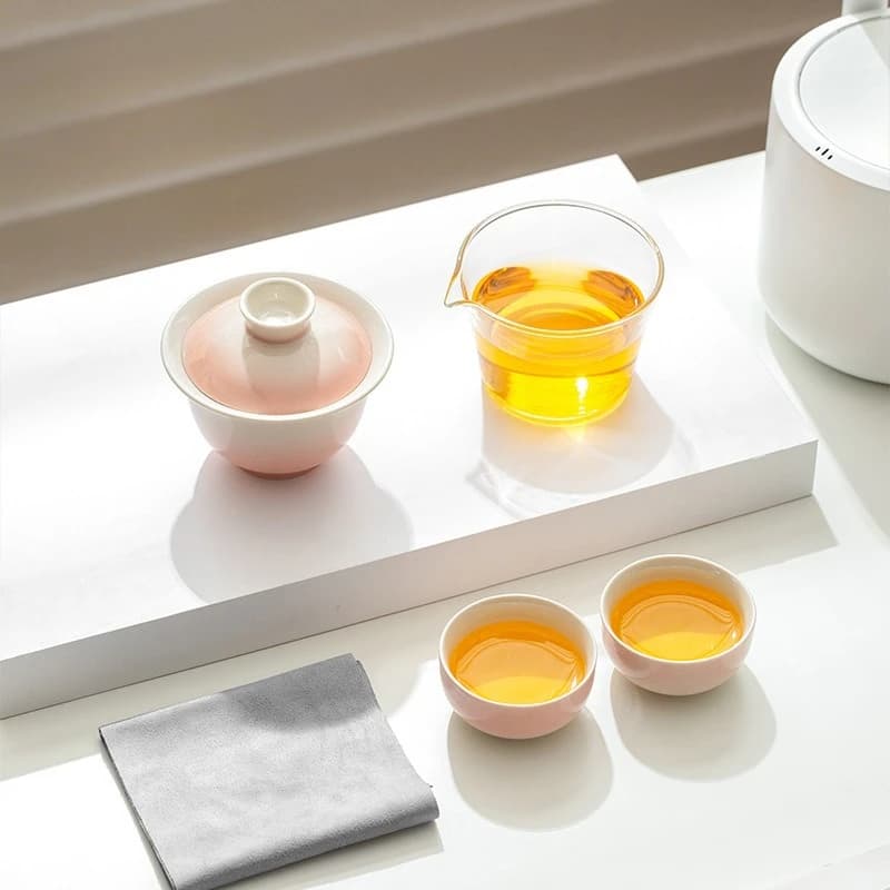 Set da Tè da Viaggio in Ceramica con Smalto Cenerino Sfumato, Set Gongfu con Gaiwan, Tazza Portatile e Bollitore con Borsa per Esterni