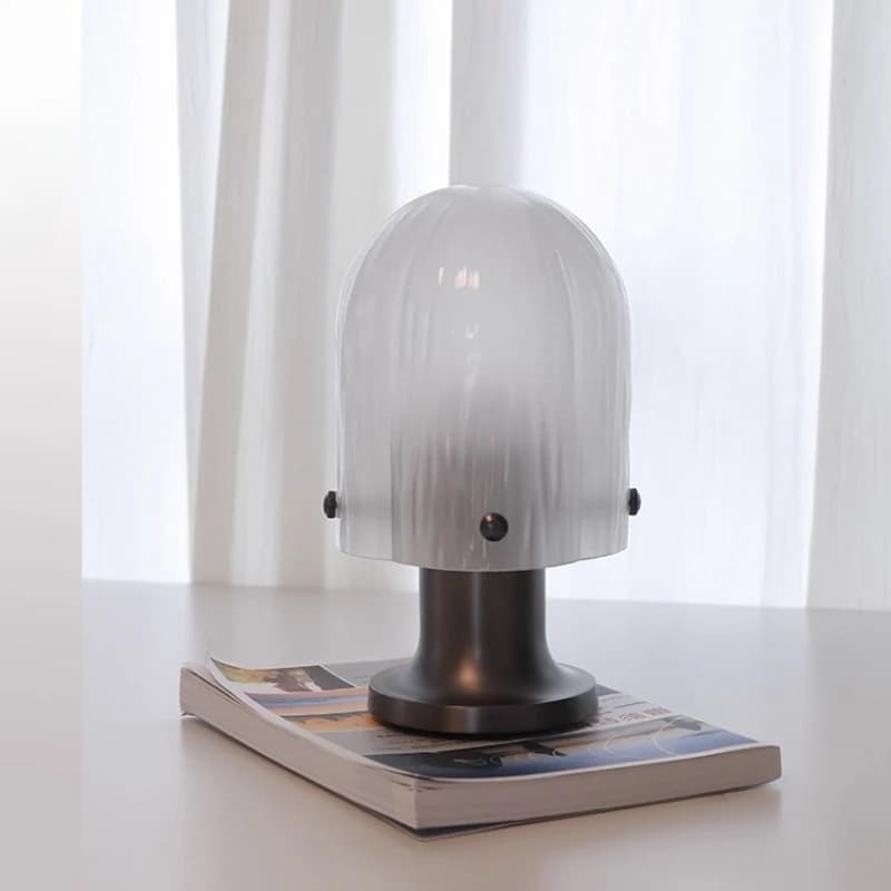 Moden Lampade da tavolo a LED con carica portatile in vetro ondulato bianco Interruttore tattile Soggiorno Camera da letto Ristorante Ufficio Base in ferro Lampada da scrivania