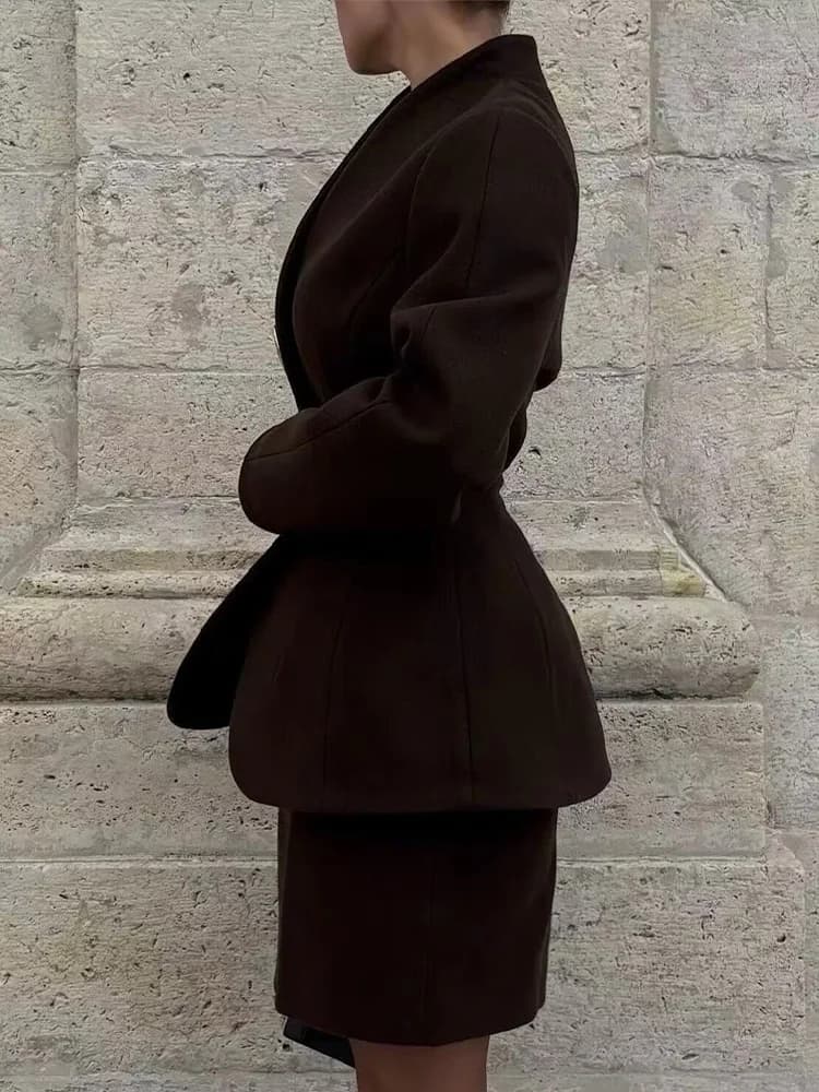 HH Set Primaverile da Donna: Giacca in Lana Versatile a Forma di Bozzolo con Colletto Alto e Fibbia Metallica + Gonna Casual a Vita Media con Cerniera