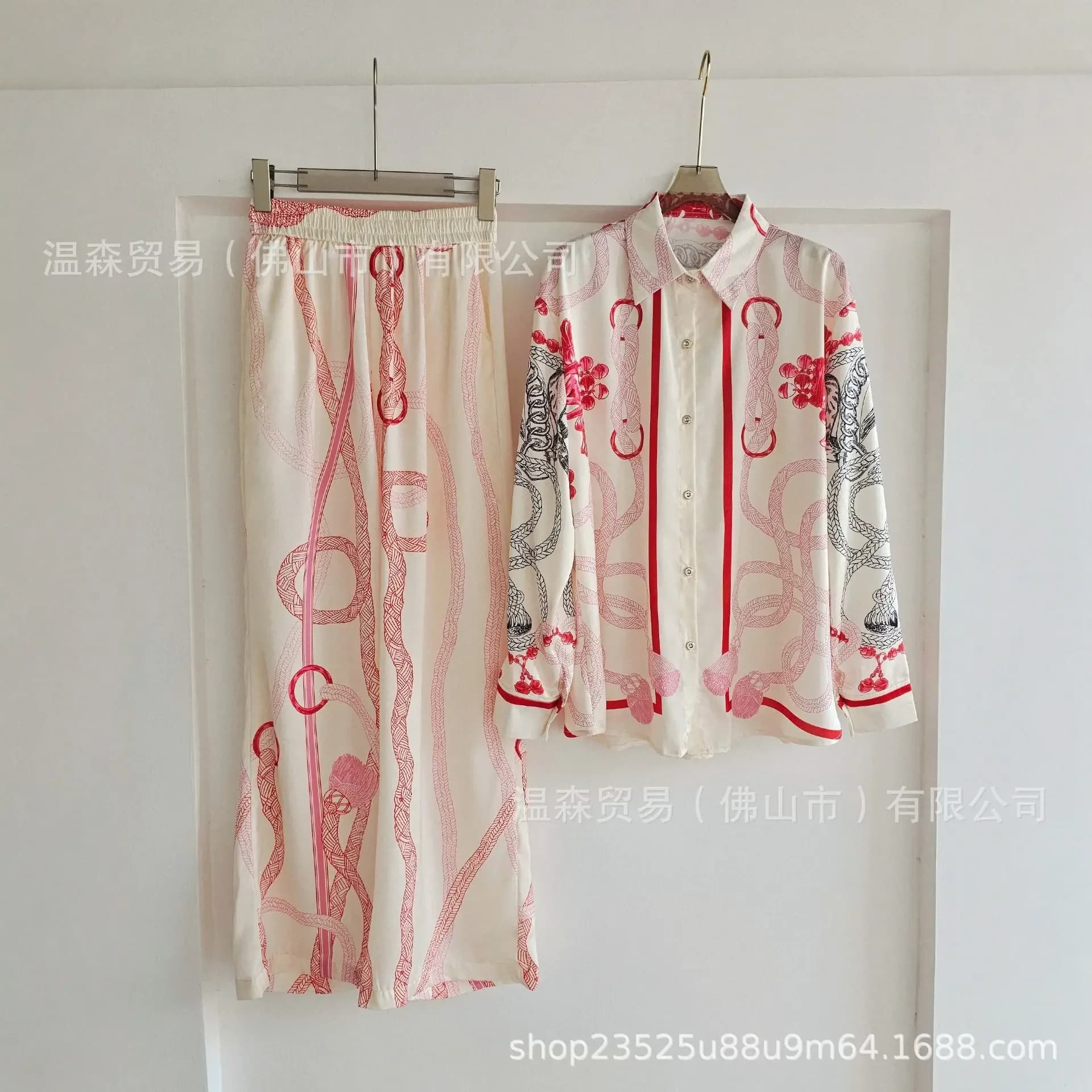 Baroque French Designer Printed Two Piece Set Women Silk Satin Simulation Holiday Style Long Sleeve Shirt Wide Leg Casual Suit