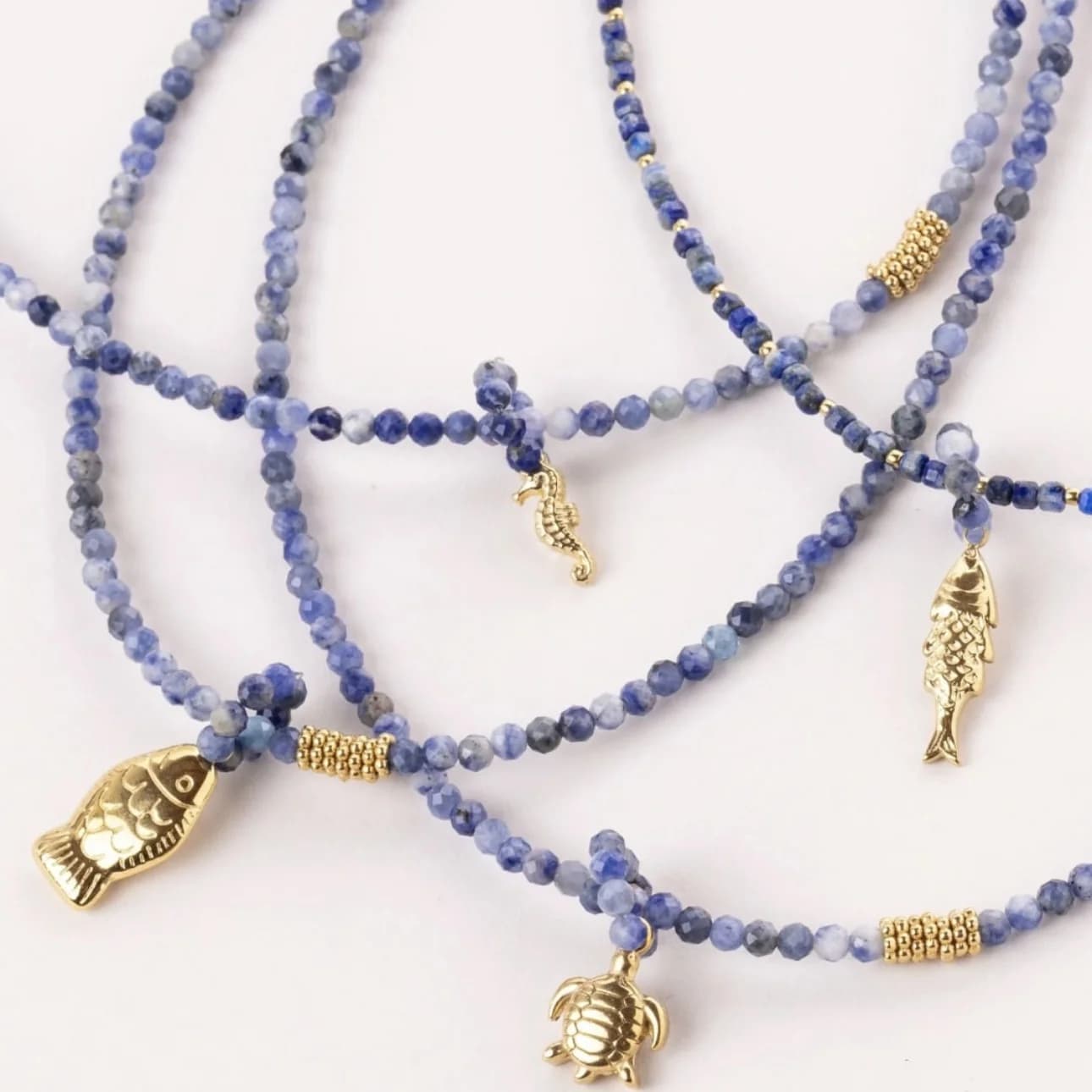 ew collana con clavicola a strati con perline di lapislazzuli naturali, catena da collo con ciondolo ad anello appeso a forma di cerchio di pesci marini in acciaio inossidabile
