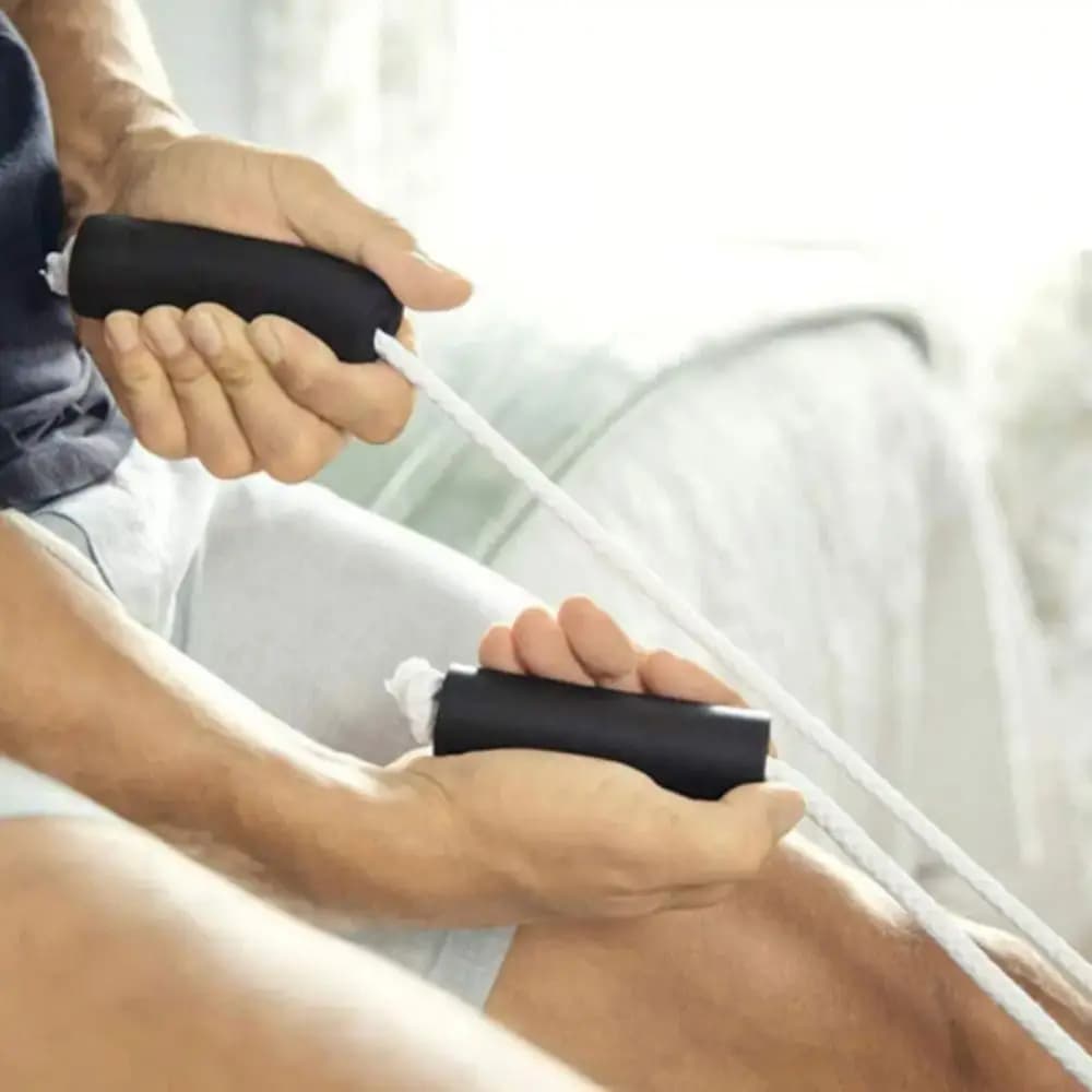 Dispositivo portatile per indossare le calze con impugnatura in schiuma antiscivolo, corda da 80 cm, design senza piegarsi, metodo facile per indossare le calze.