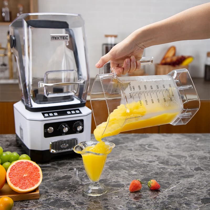 Frullatore commerciale silenzioso di grandi dimensioni per la produzione di milkshake, con copertura insonorizzante per frullati.