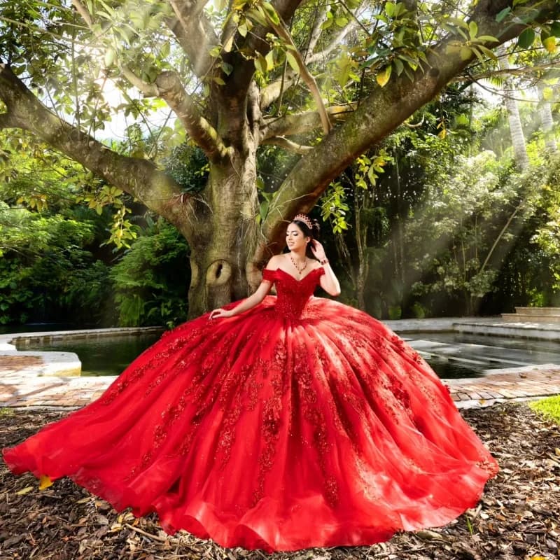 Abiti Quinceanera rossi lucidi personalizzati con spalle scoperte Tull applique fiore 3D cristallo pizzo Vestido De 15 Quinceanera