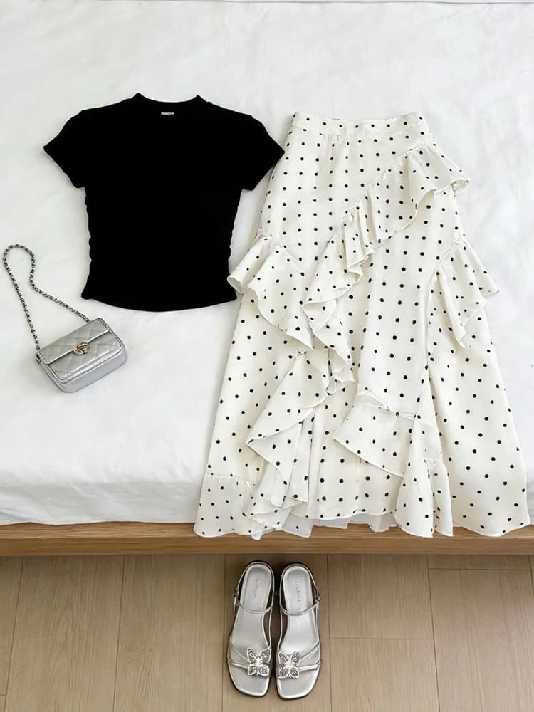 T-shirt a maniche corte da donna in stile coreano alla moda estiva e gonna a pois, set in due pezzi, completo versatile ed elegante