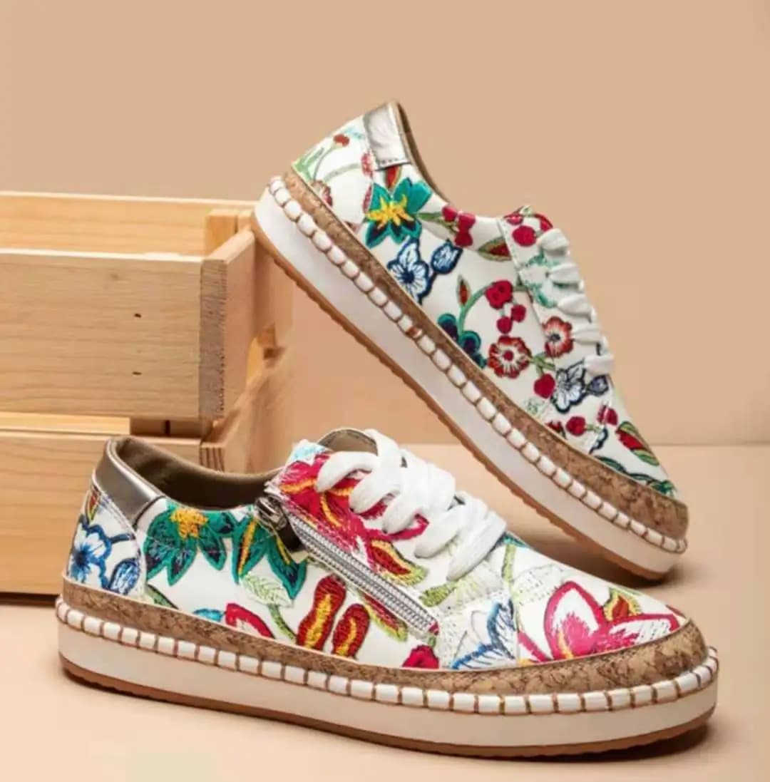 Sneakers da donna eleganti scarpe piatte con lacci stampate floreali scarpe Casual da studente primavera scarpe vulcanizzate da donna Zapatillas Mujer