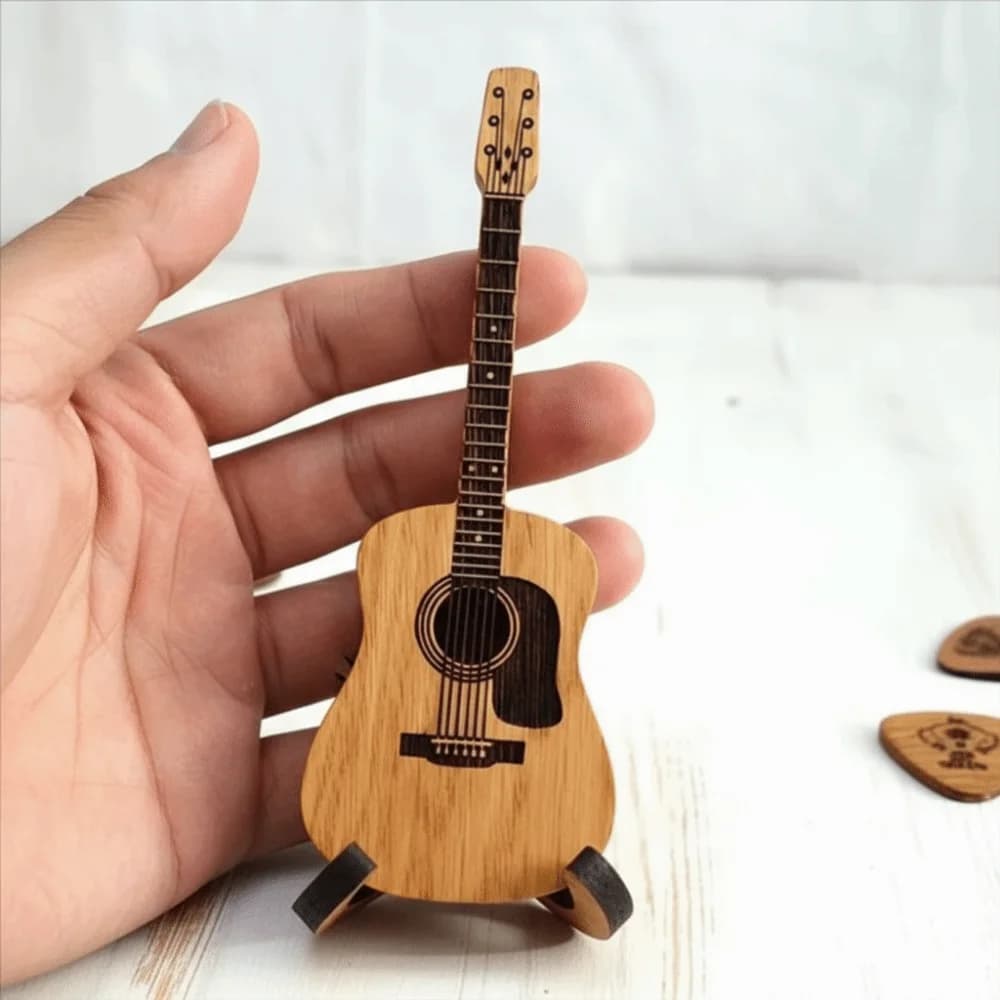 Wooden Material Guitar Pick Box Portable Size Guitar Shape Guitar Picks Storage Mini Design Guitar Accessory Guitar Pick Holder