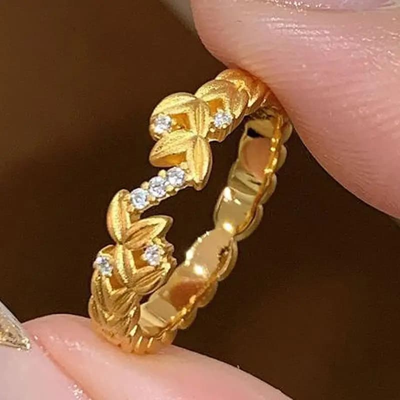 Anelli con foglie tempestate di diamanti stile casual semplice per le donne Anello di moda di lusso leggero Festa di nozze classici gioielleria raffinata