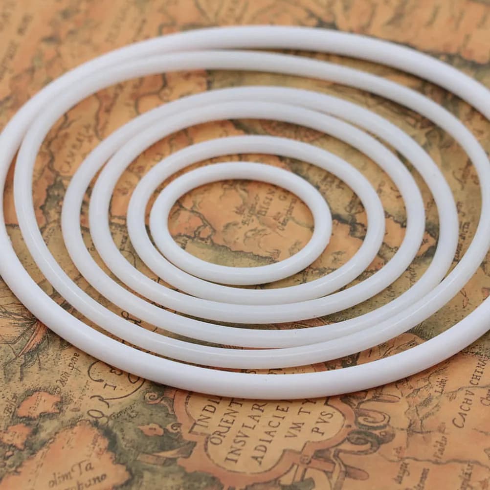 30Pcs White Plastic Dreamcatcher Circle Rings 8.5cm for DIY Craft Yarn Wrapping Mandalas Spirit Shields Handmade Decor Frame